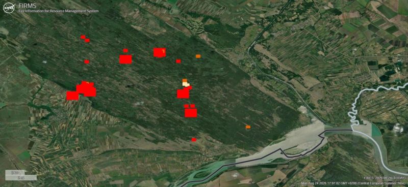 Satellite wildfire map